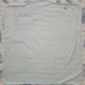 The Ollie World Swaddle-blue, velcro baby swaddle